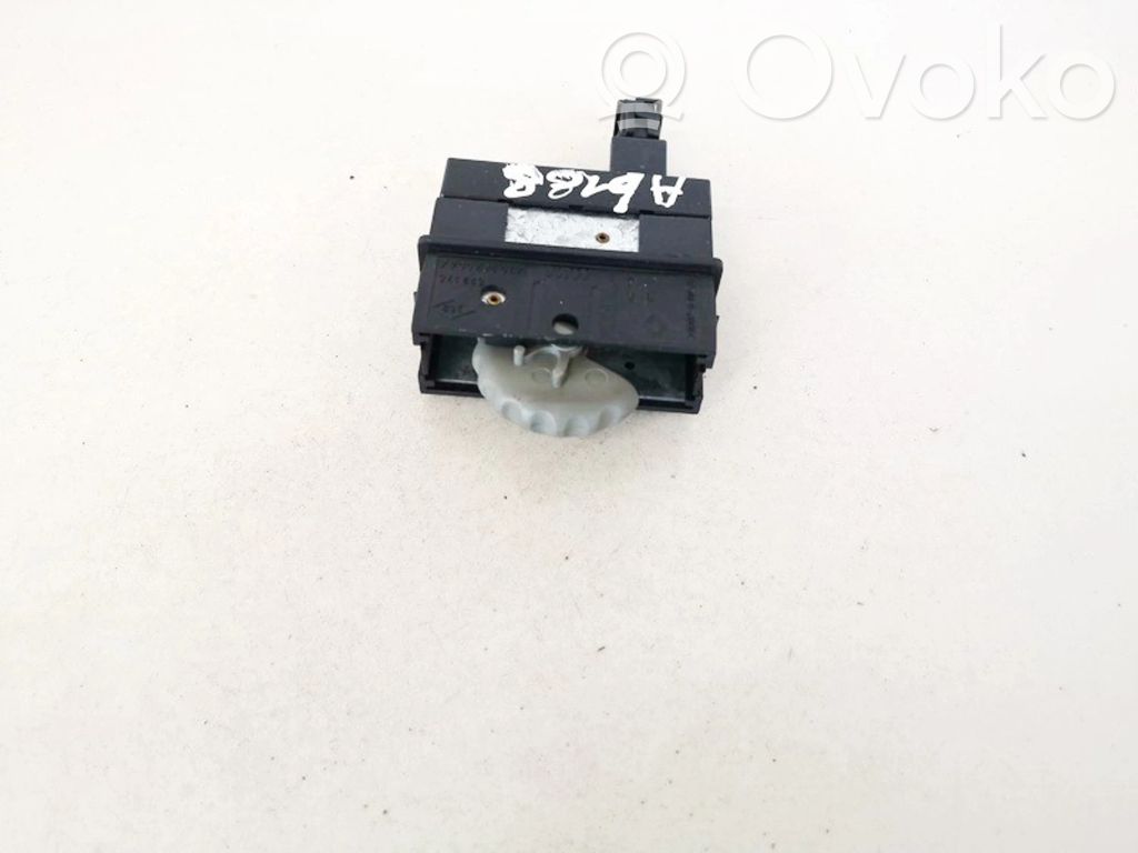 Comutator lumini bord   7700436047,7700436047