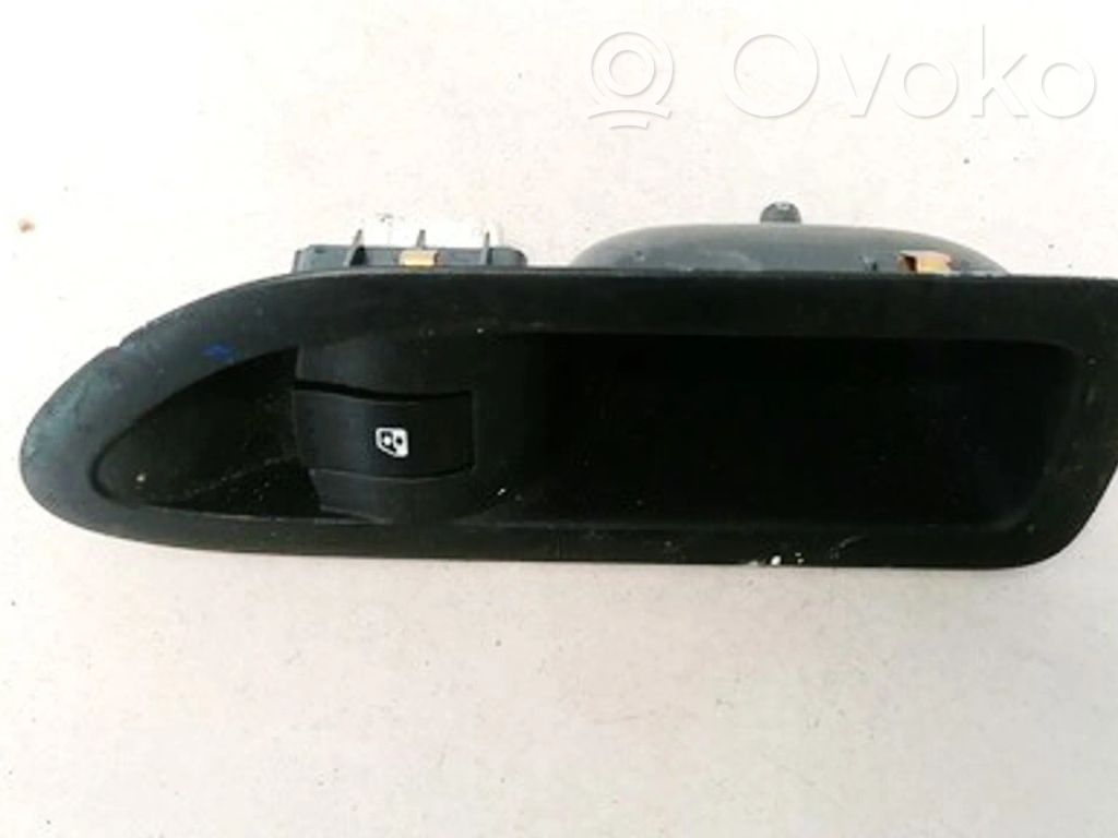 Interruptor del elevalunas eléctrico   8200016013,28078,28078,8200016013