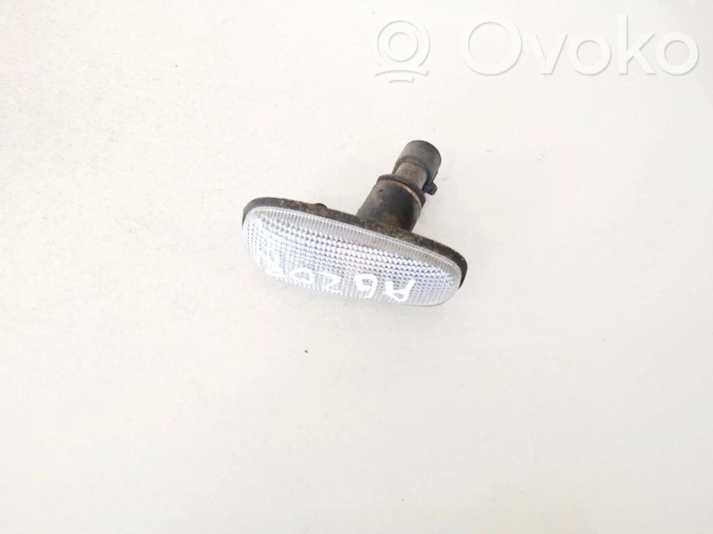 Opel Astra G Indicatore di direzione del parafango anteriore