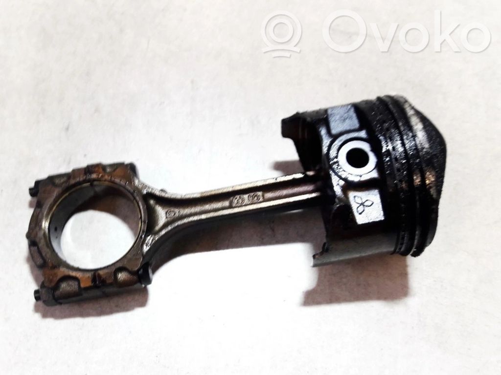 Volvo S40, V40 Pistón con biela 