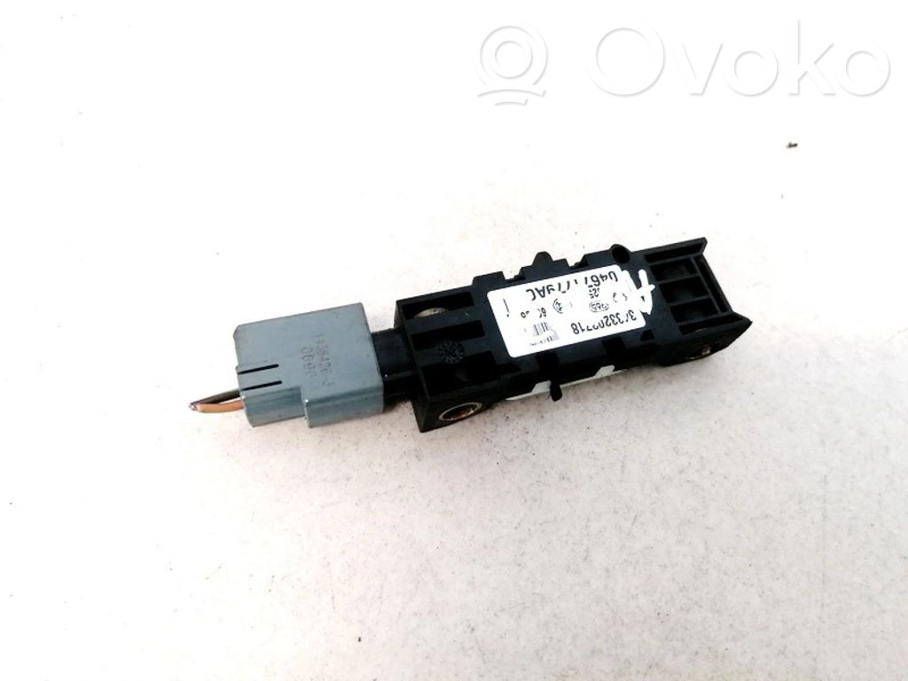 Sensor impacto/accidente para activar Airbag   3433202718,04671779AC,04671779AC,3433202718