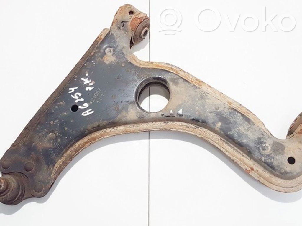 Opel Zafira A Braccio di controllo sospensione anteriore inferiore/braccio oscillante 