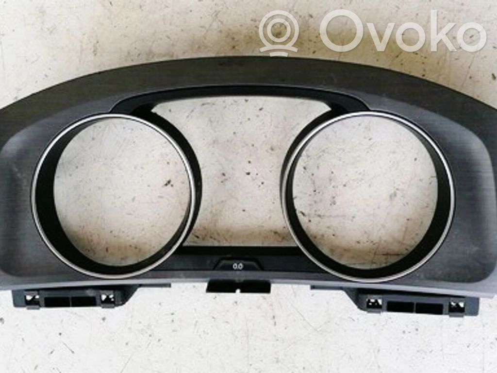 Volkswagen Golf VII Cornice cruscotto