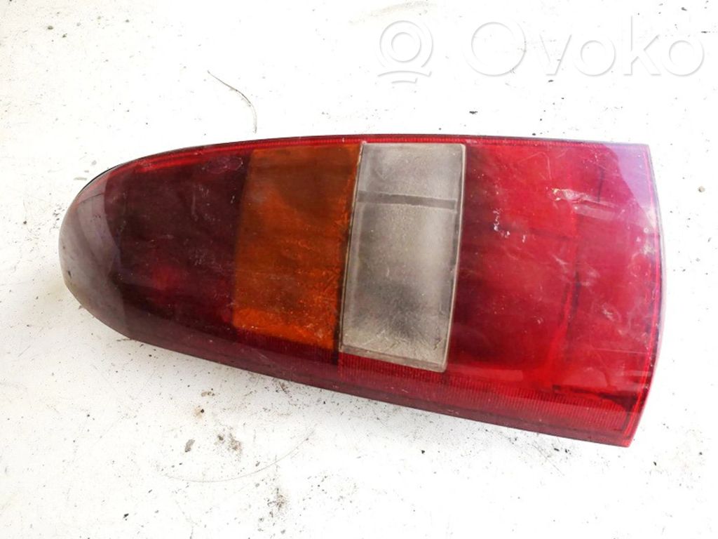 Lampa tylna   393033,393033