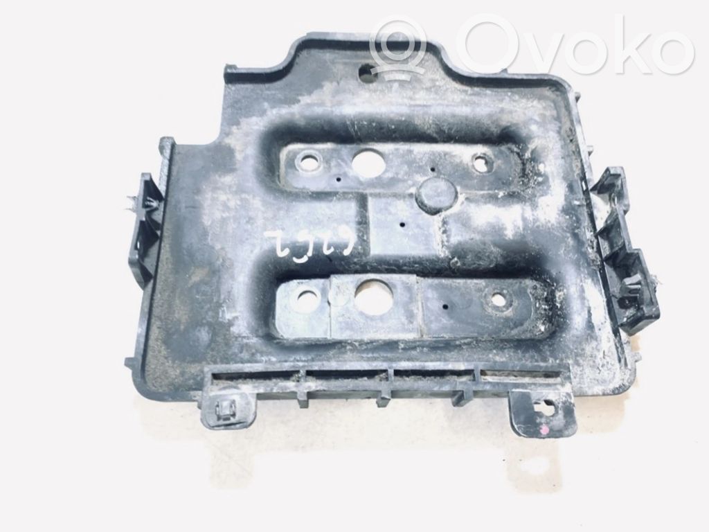 Hyundai Getz Bandeja para la caja de la batería 
