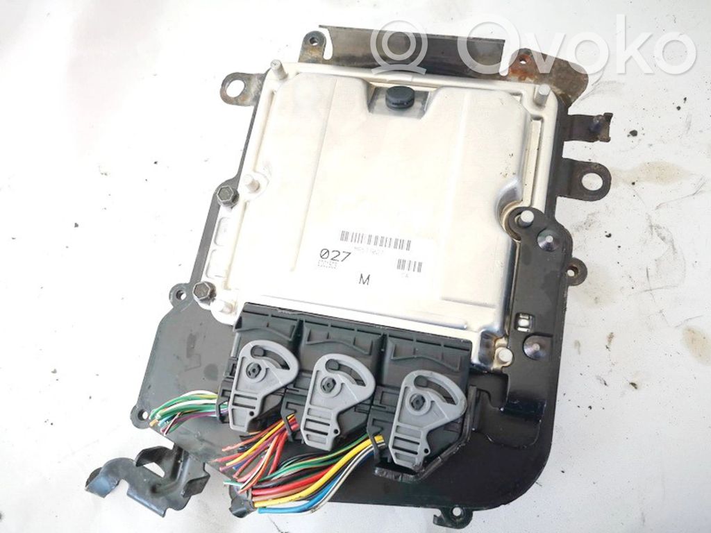 Mitsubishi Carisma Unidad de control/módulo del motor