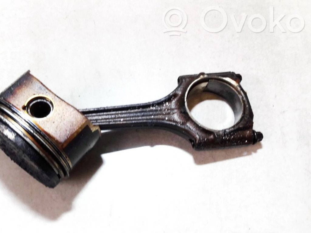 Volkswagen Bora Piston avec bielle 