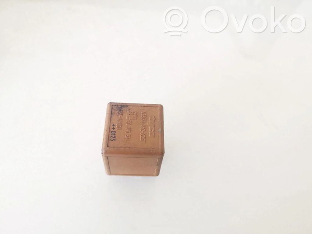 Alte relee   90491314,V23134A52X237,90491314,V23134A52X237