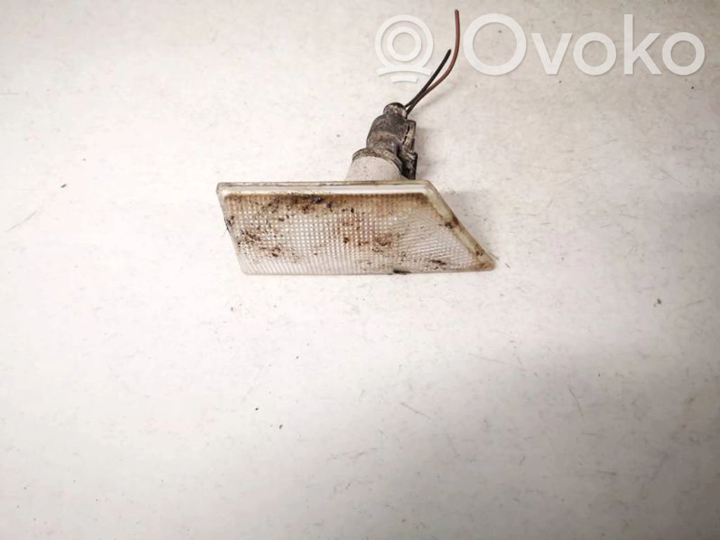 Opel Signum Semnalizator bară față 