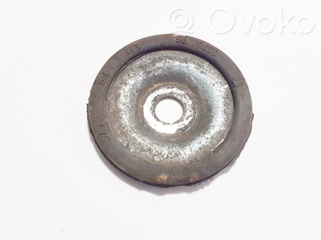 Opel Corsa D Mocowanie sprężyny amortyzatora 