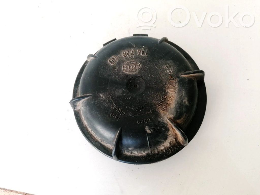 Deckel Abdeckung Scheinwerfer   13472800,13472800
