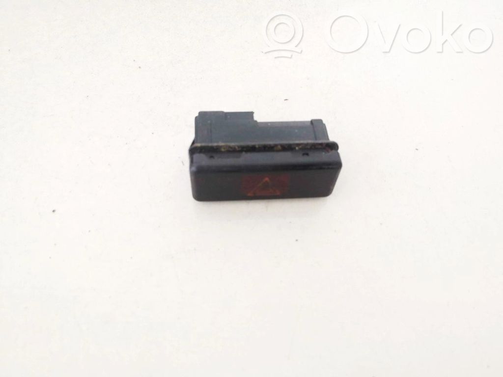 BMW 5 E39 Interruttore luci di emergenza