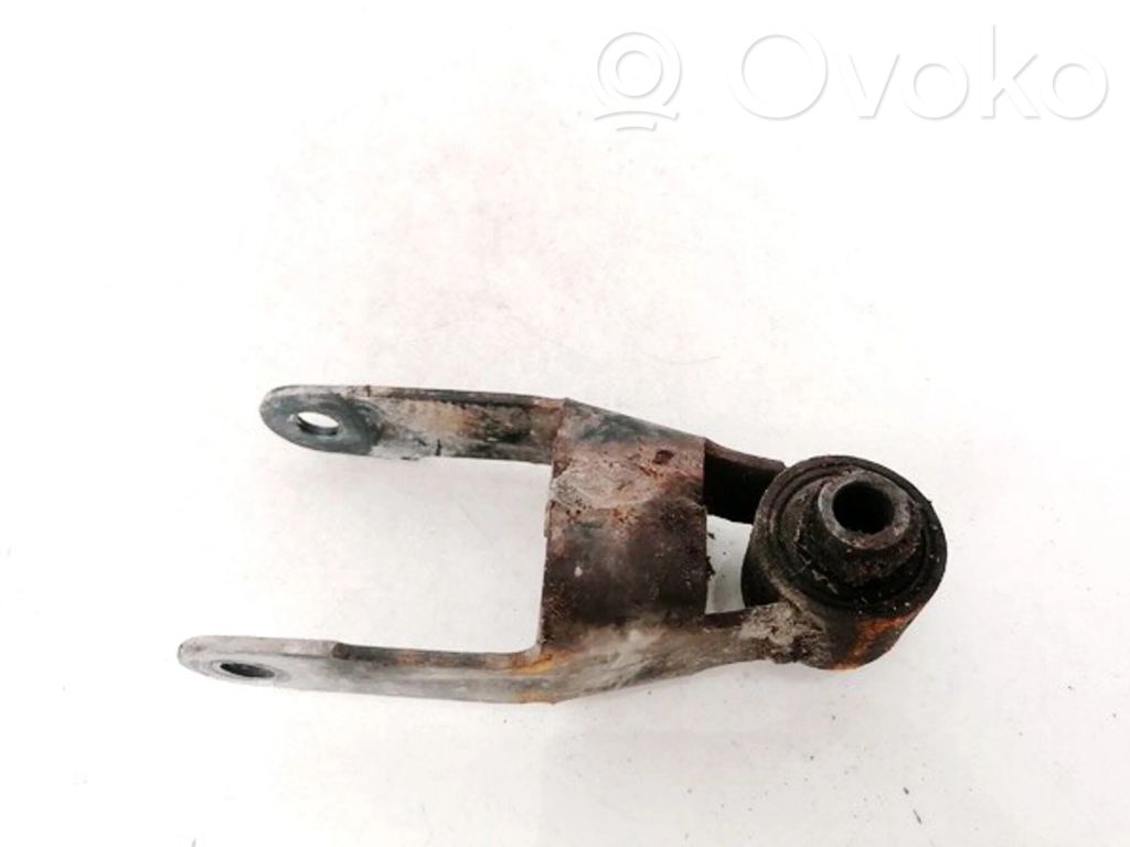 Soporte de montaje del motor