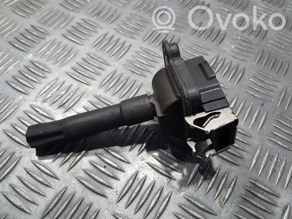 Audi A4 S4 B5 8D Bobina di accensione ad alta tensione