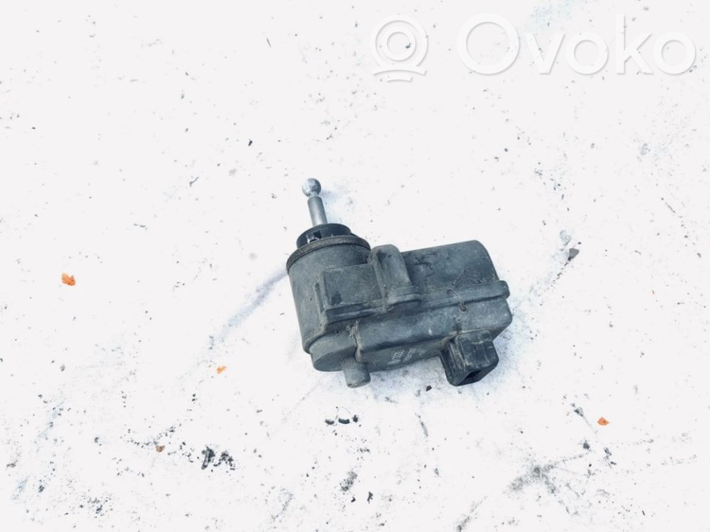 Volkswagen Golf III Motorino di regolazione assetto fari
