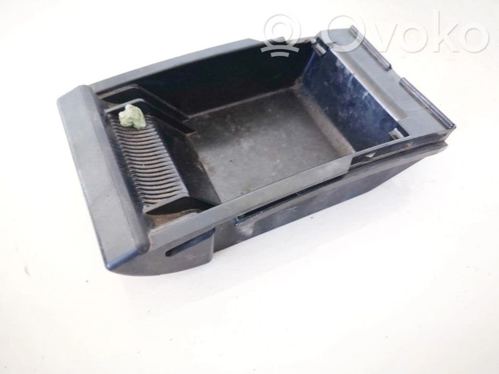 Scrumieră   6K0857952A,6K0857952A