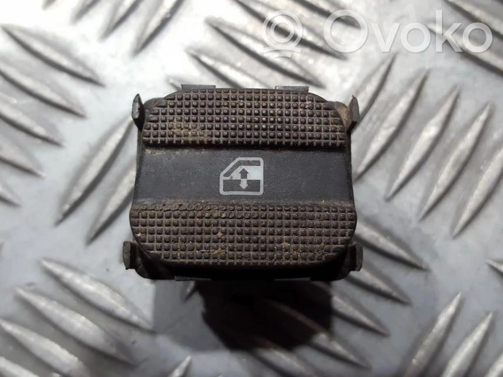 Volkswagen PASSAT B4 Interruptor del elevalunas eléctrico 