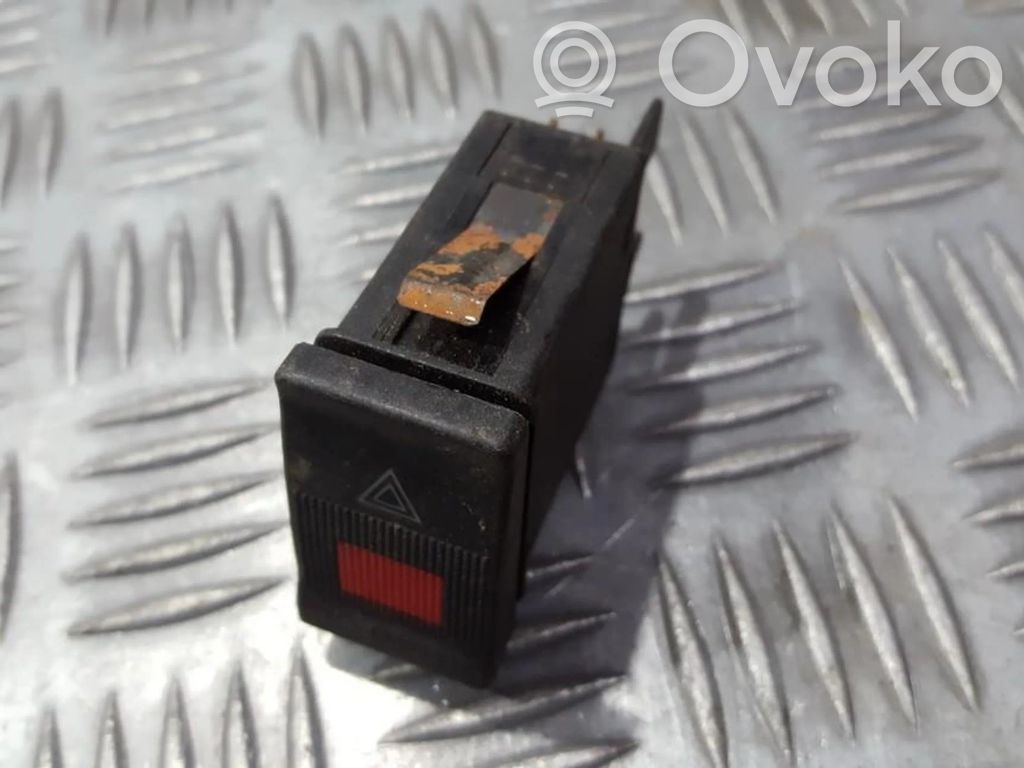 Audi 80 90 S2 B4 Interruttore luci di emergenza