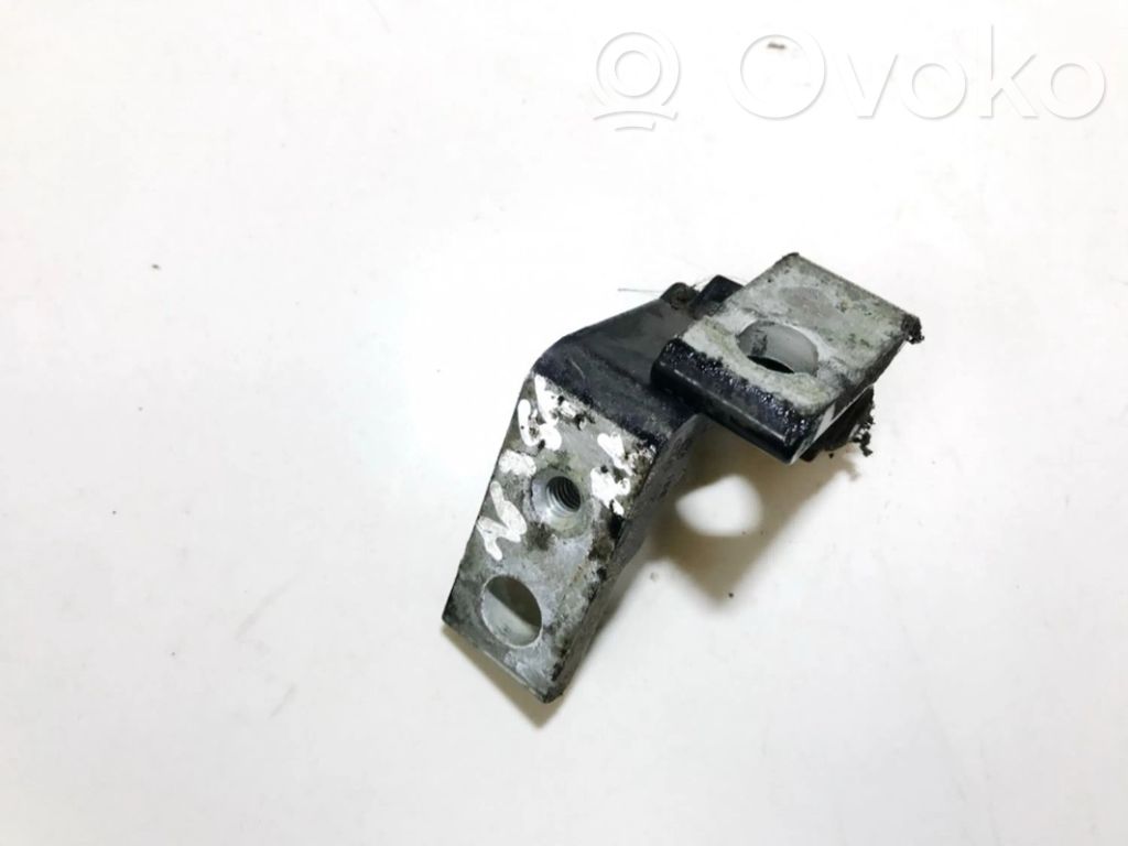 Front door upper hinge