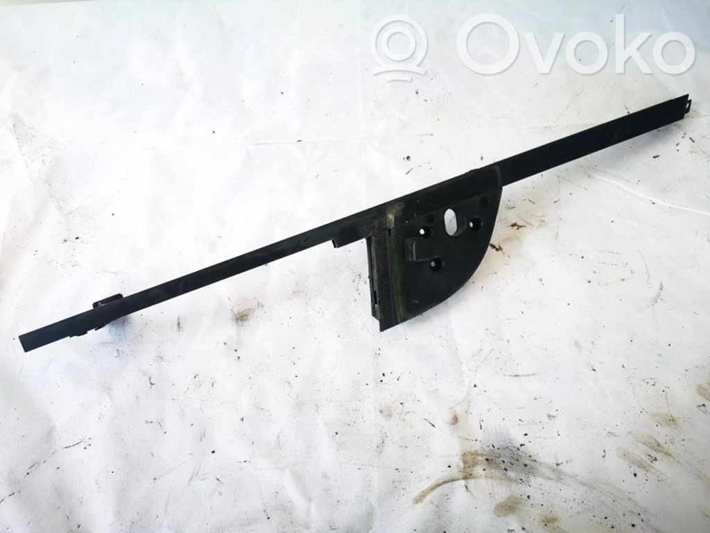 Mercedes-Benz A W168 Rivestimento modanatura del vetro della portiera anteriore
