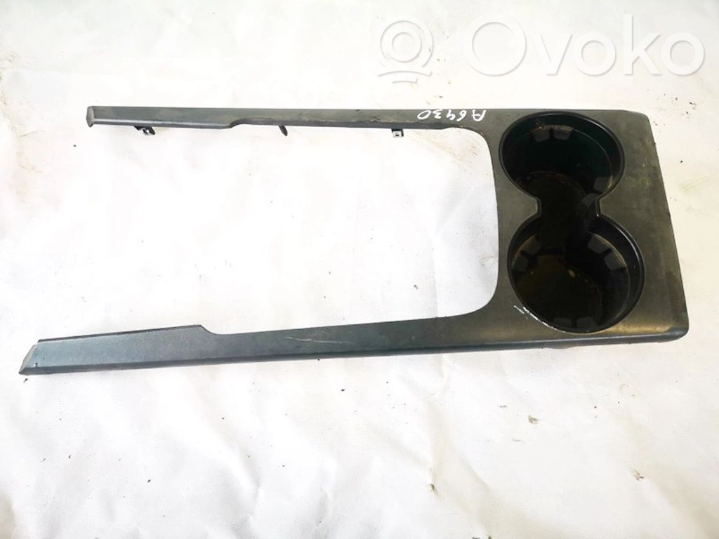 KIA Sorento Uchwyt na kubek deski rozdzielczej 
