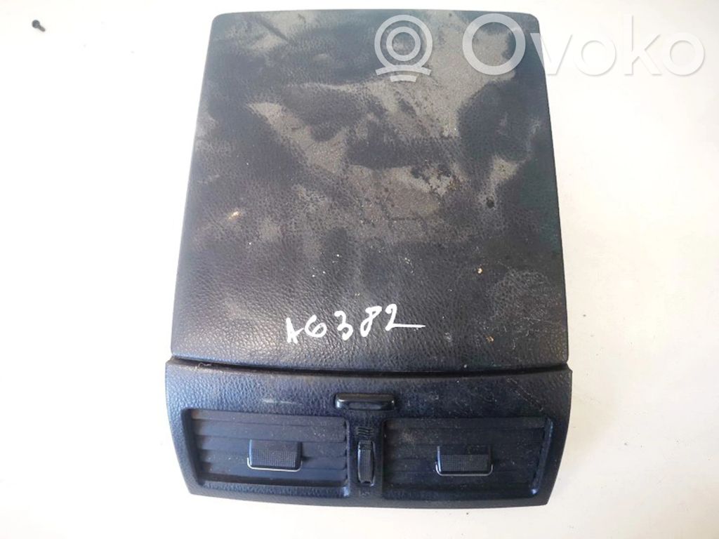 Toyota Avensis Verso Grilă ventilație centrală 
