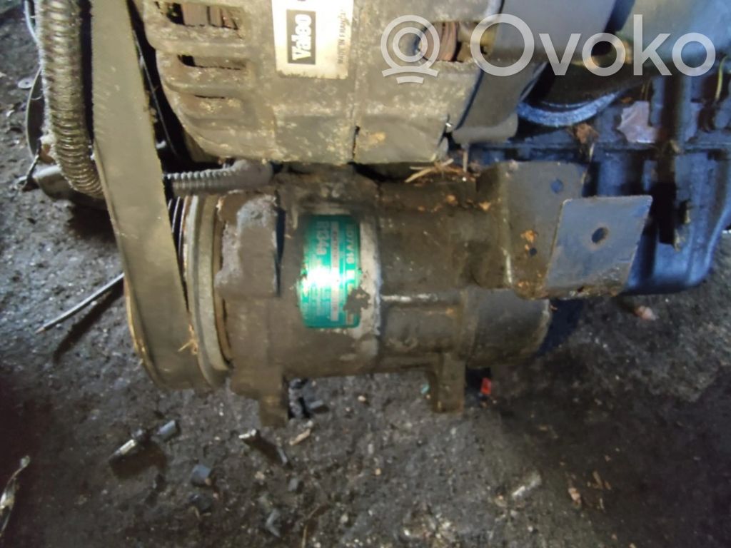 Ilmastointilaitteen kompressorin pumppu (A/C)   SD7V16,4947009824,4947009824,SD7V16