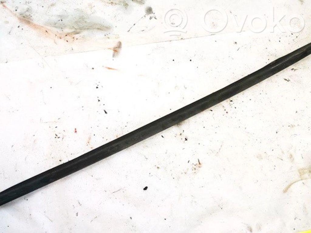 Opel Vectra B Ornament geam ușă față 