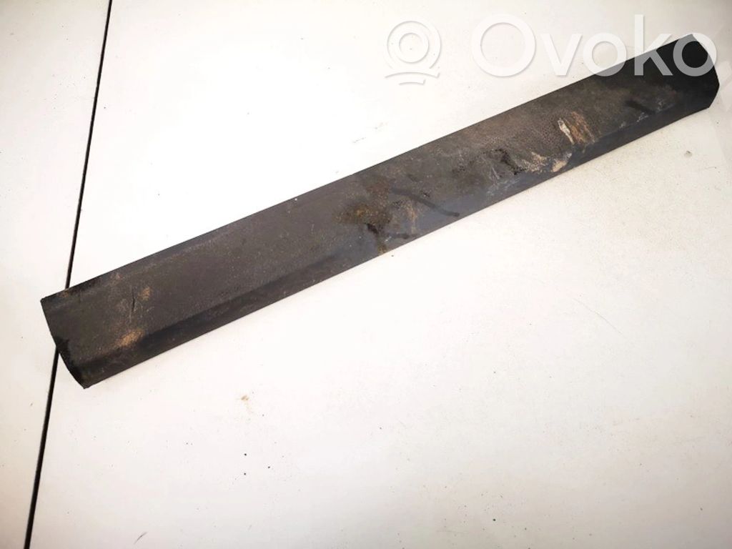 Ford Focus Capac prag față