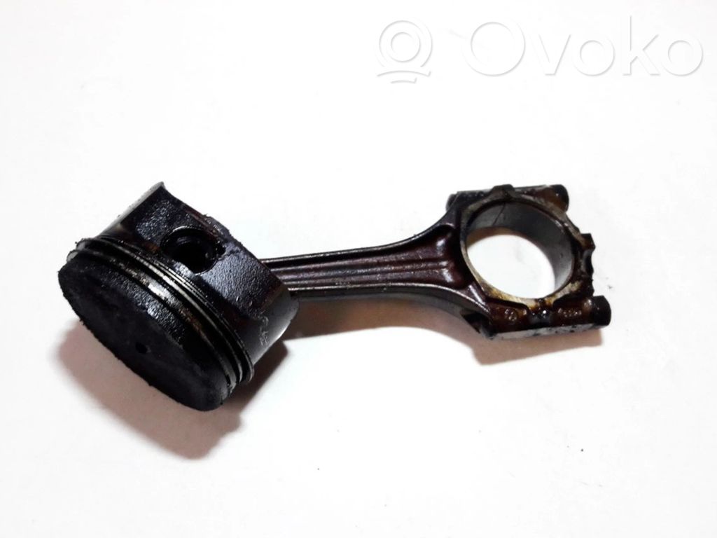 Audi A4 S4 B5 8D Pistón con biela 