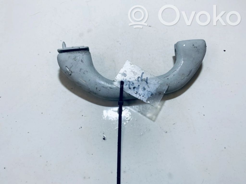 Volkswagen Golf IV Poignée de maintien plafond avant 