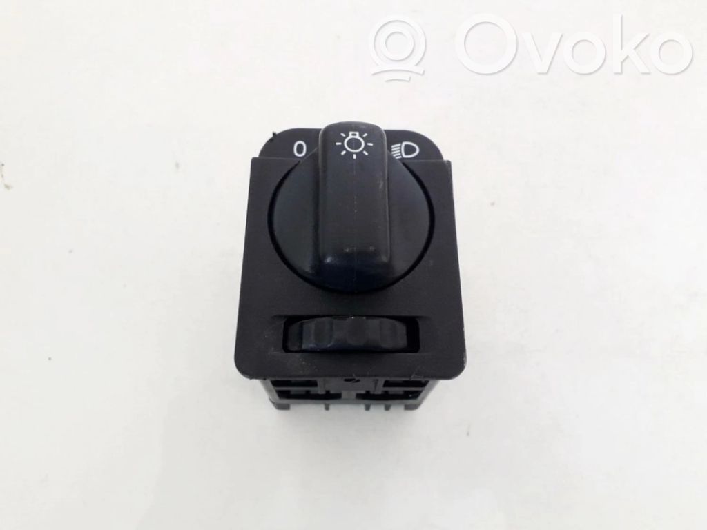 Opel Astra F Interruttore luci 