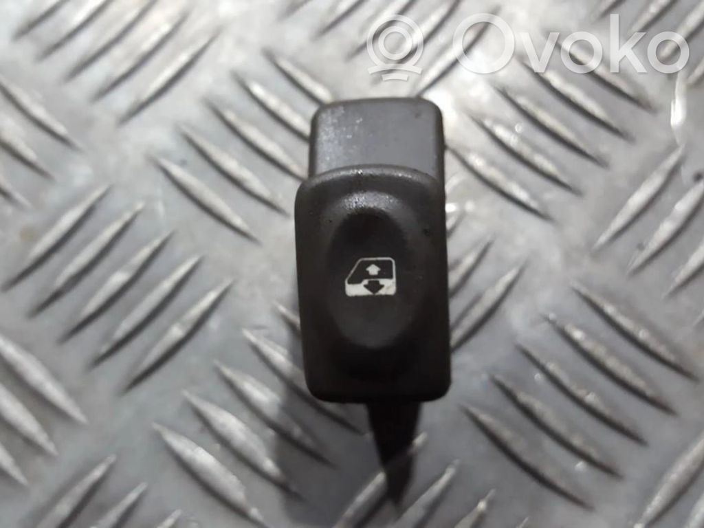 Renault Scenic I Comutator comandă geamuri electrice 