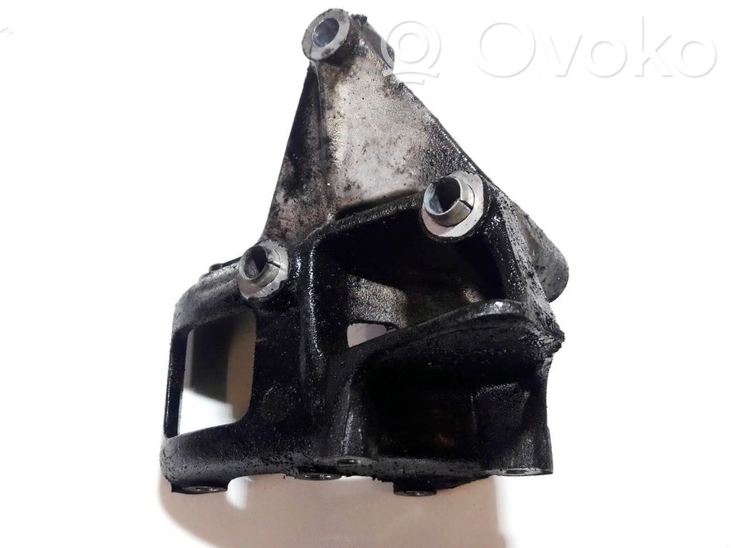 Rover 214 - 216 - 220 Engine mounting bracket 