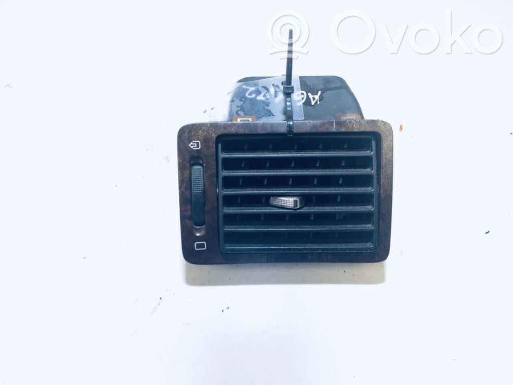 Peugeot 307 Griglia di ventilazione centrale cruscotto