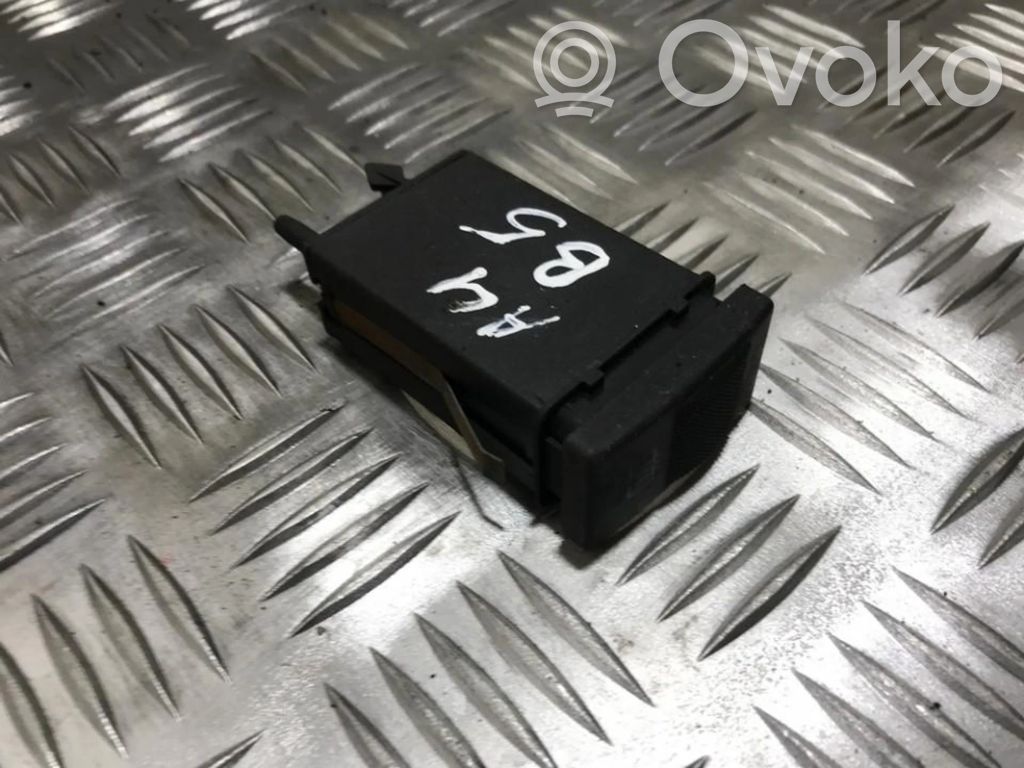 Audi A4 S4 B5 8D Interruttore parabrezza/alzacristalli 