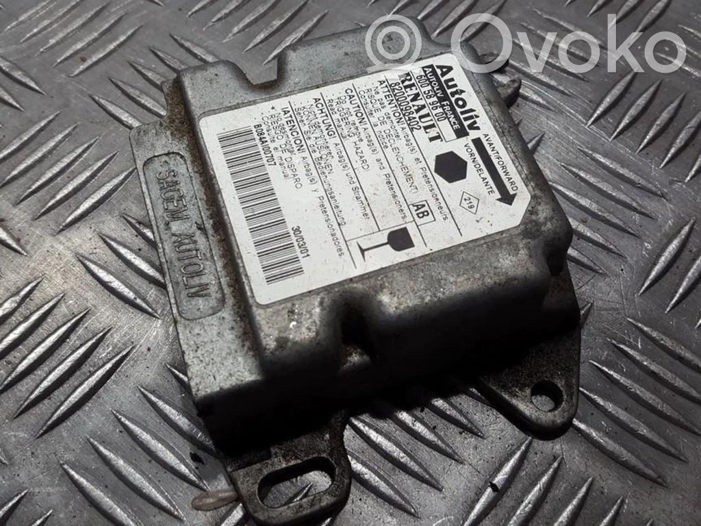 Renault Kangoo I Unitate/modul de comandă airbaguri 