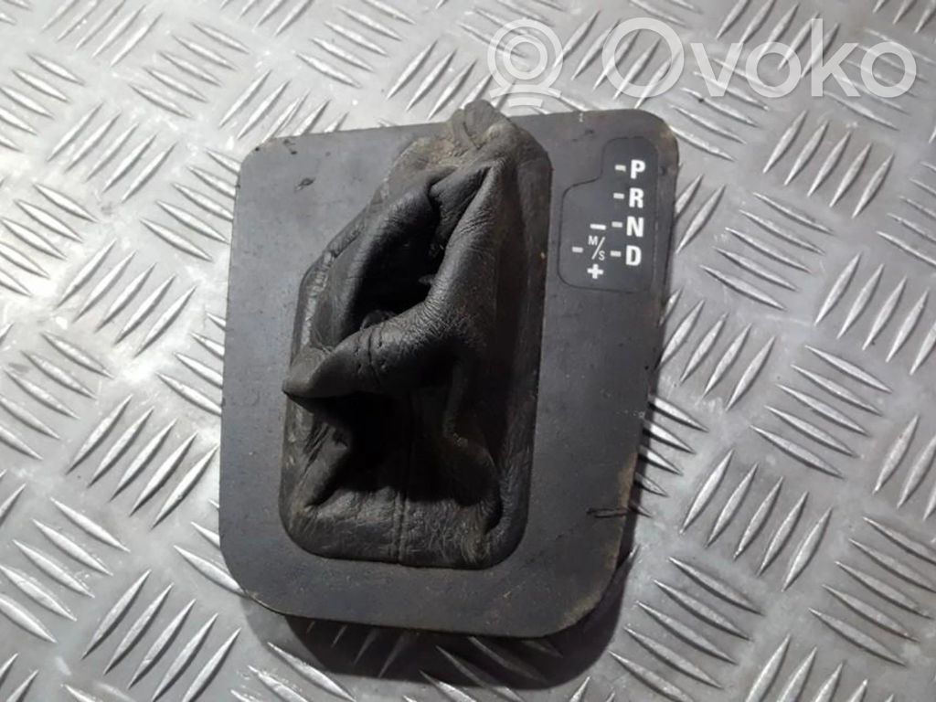 Ramka drążka zmiany biegów   51618208800,51618208800,51618208800,51618208800,51618208800,7059414