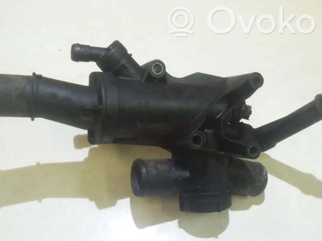 Ford Mondeo Mk III Tubo flessibile del liquido di raffreddamento del motore