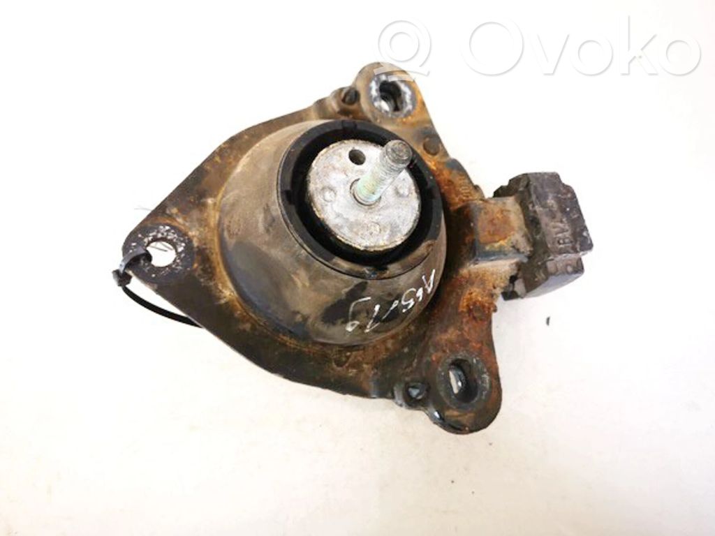 Engine mount bracket   7700824265,7700824265