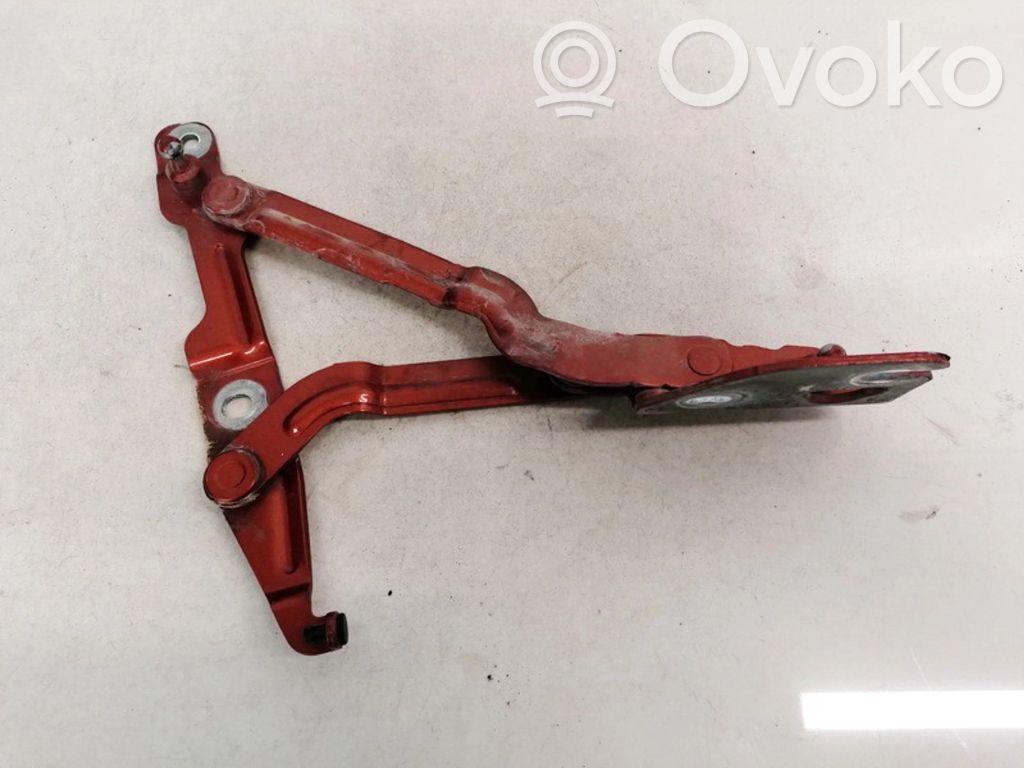 Audi A4 S4 B5 8D Tailgate/trunk/boot hinge 