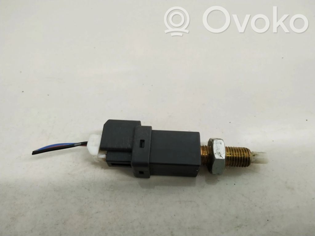 Brake pedal sensor switch