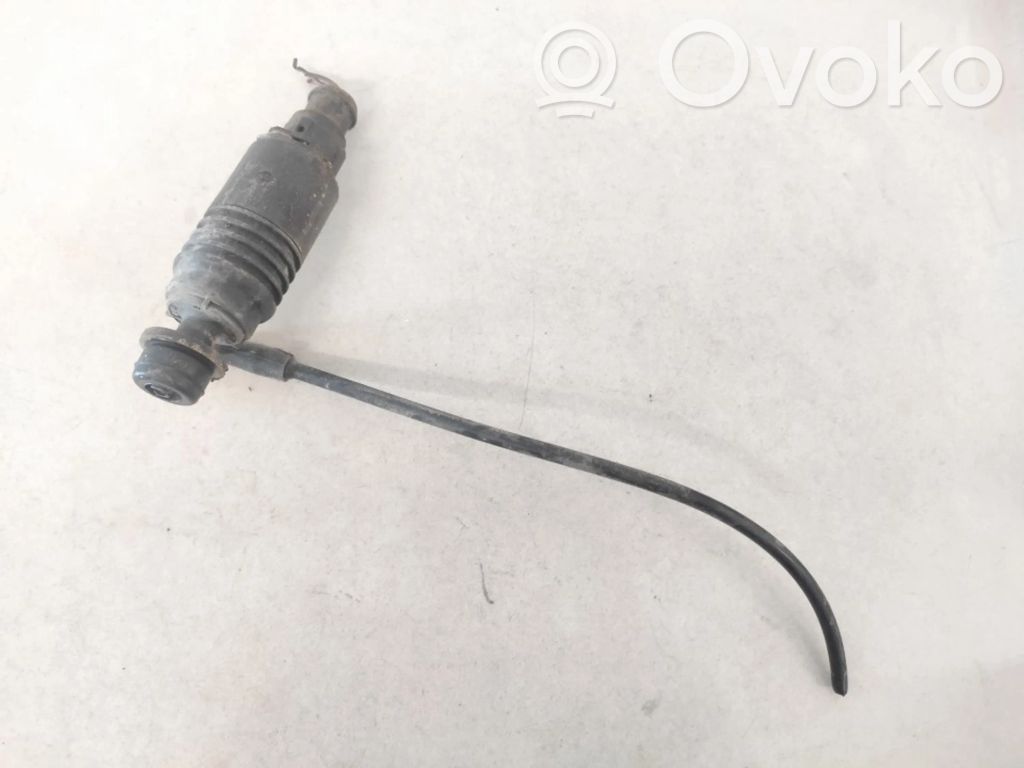 Audi A4 S4 B5 8D Pompa lavavetri parabrezza/vetro frontale