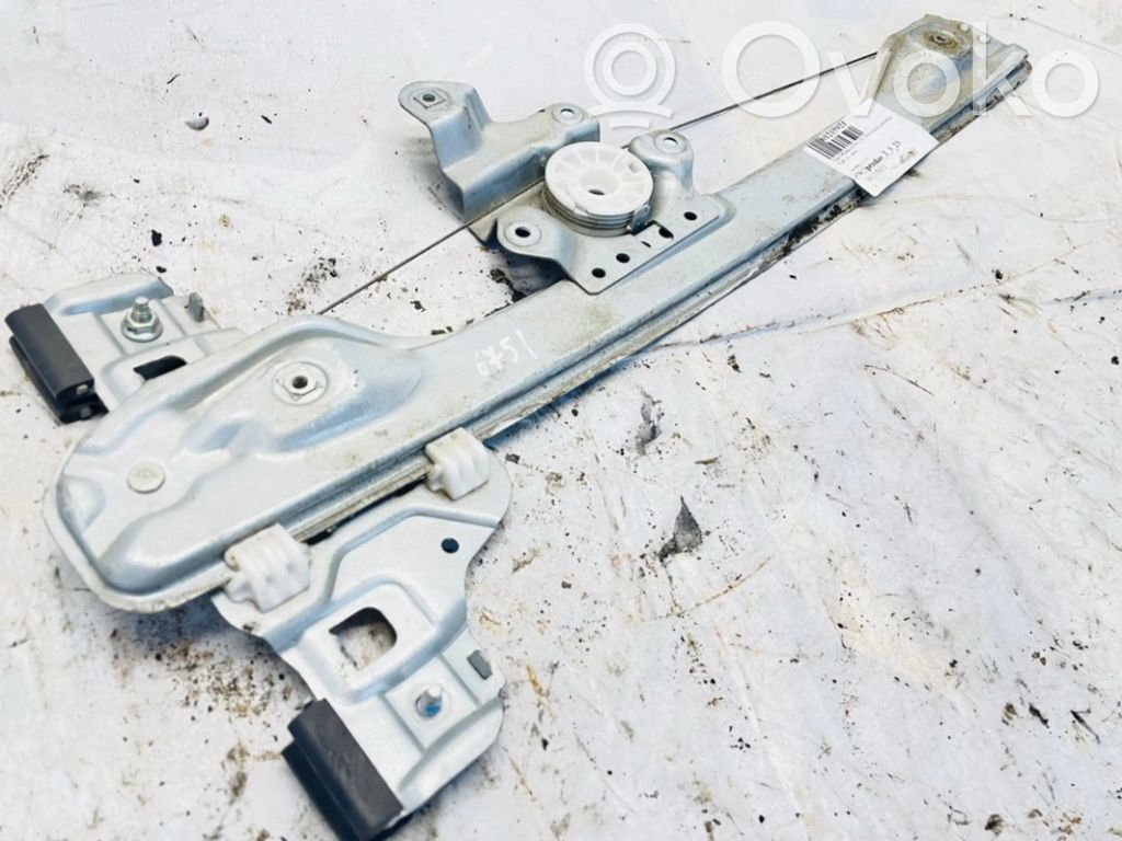 Regulador con motor de la ventanilla de la puerta corredera