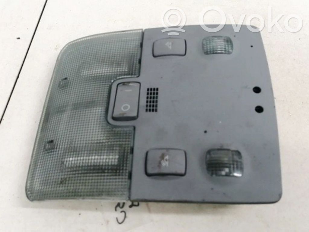 Audi A4 S4 B5 8D Etuistuimen valo 