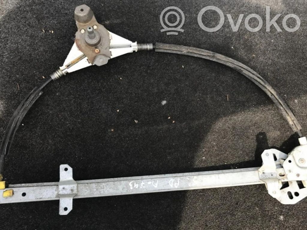 Regulador con motor de la ventanilla de la puerta corredera