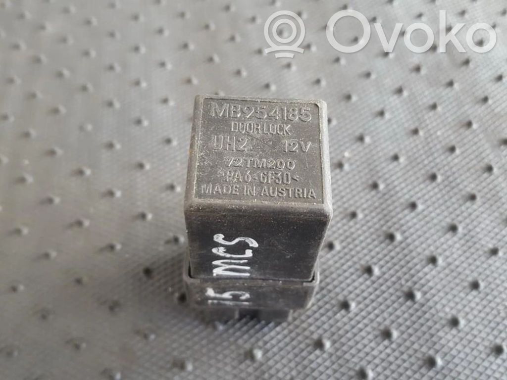 Mitsubishi Carisma Altri relè 
