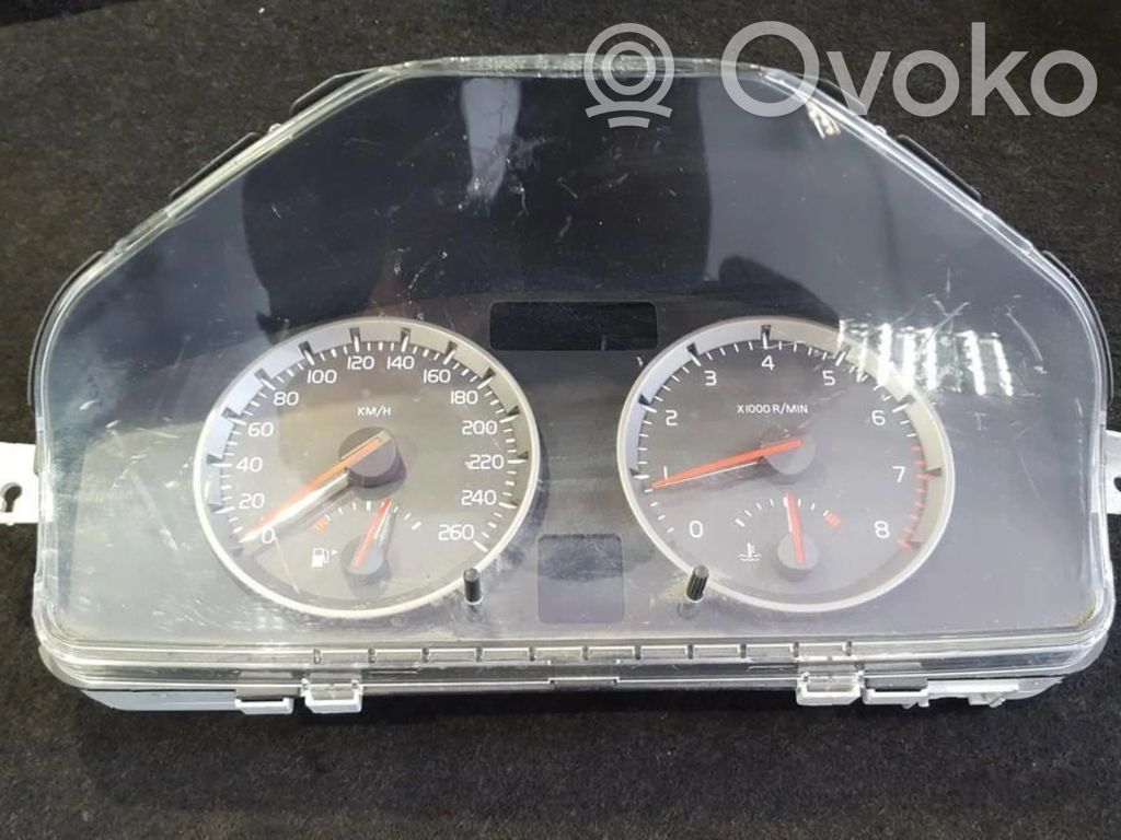 Volvo S40 Speedometer (instrument cluster) 