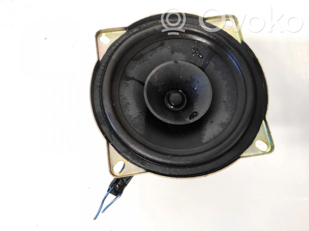Altavoz de la puerta delantera   XQH100970,XQH100970