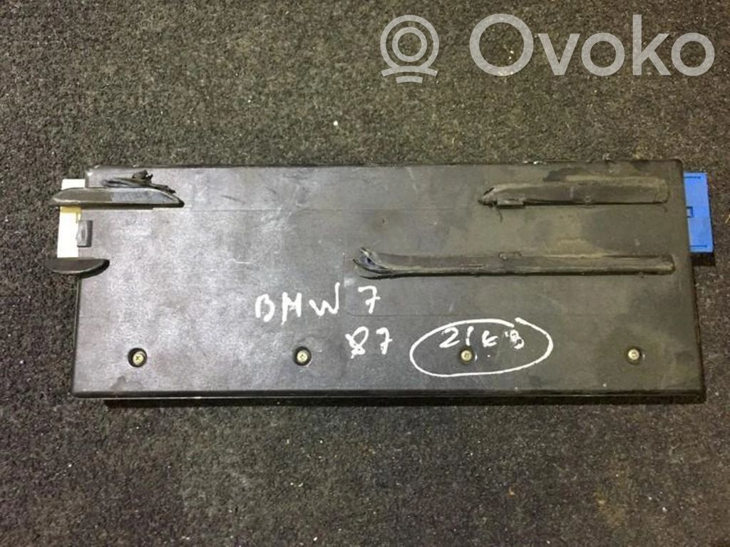 BMW 7 E32 Muut ohjainlaitteet/moduulit 